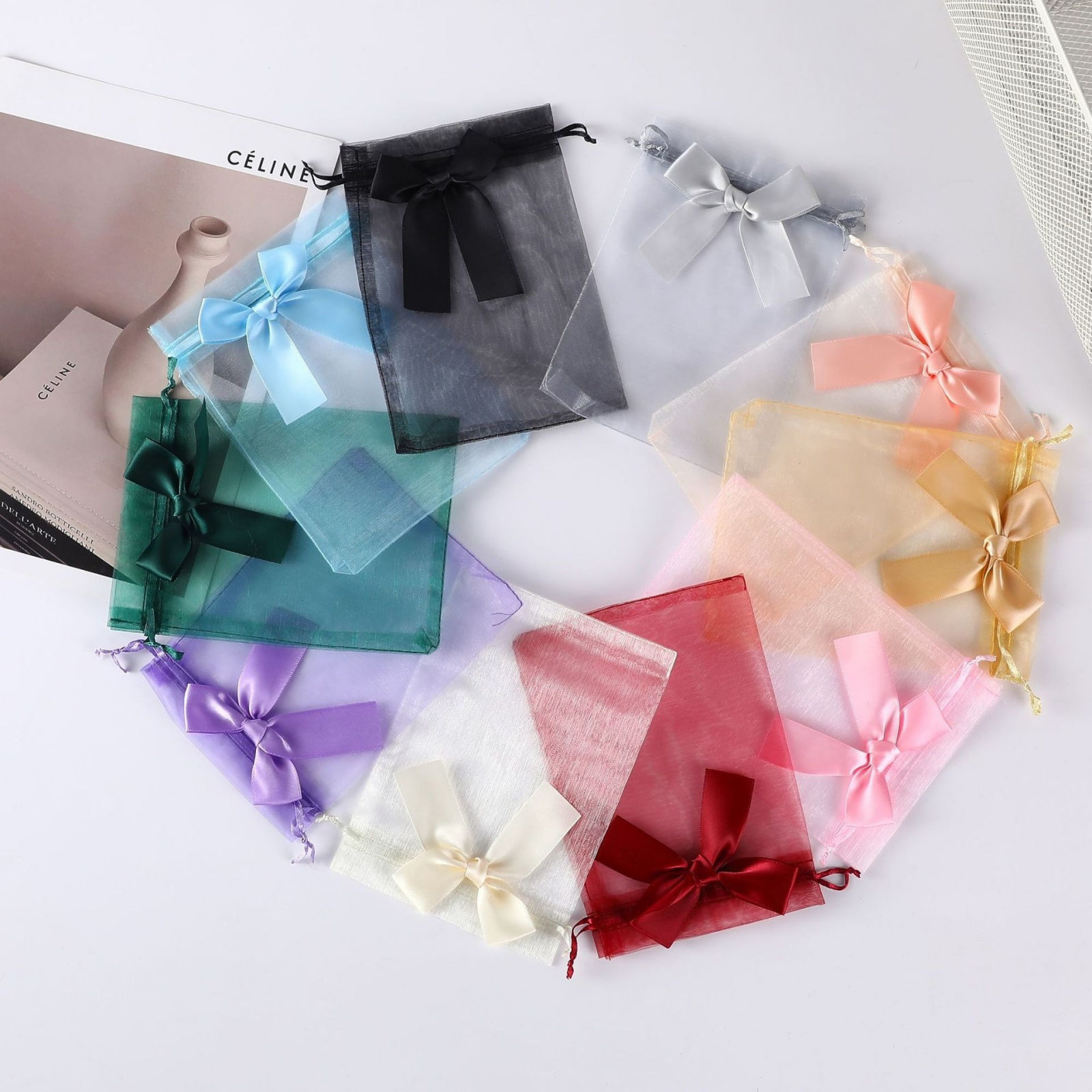Imagen de 10 Unidades Organdí Bolsa Cordón Bowknot de Multicolor
