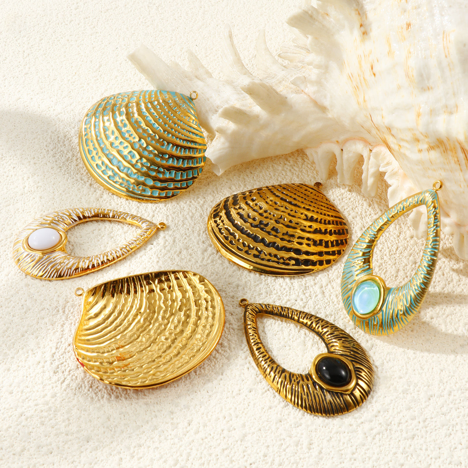 Picture of Eco-friendly PVD Waterproof Anti-Tarnish Hypoallergenic 304 Stainless Steel Charms Wholesale 18K Real Gold Plated