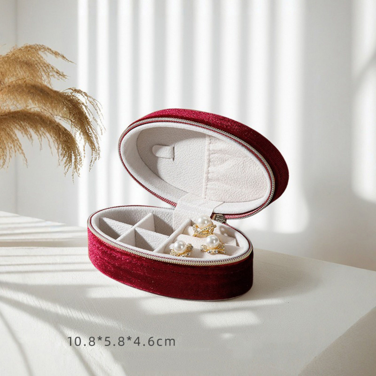 Picture of Velvet Jewelry Storage Box Oval Multicolor