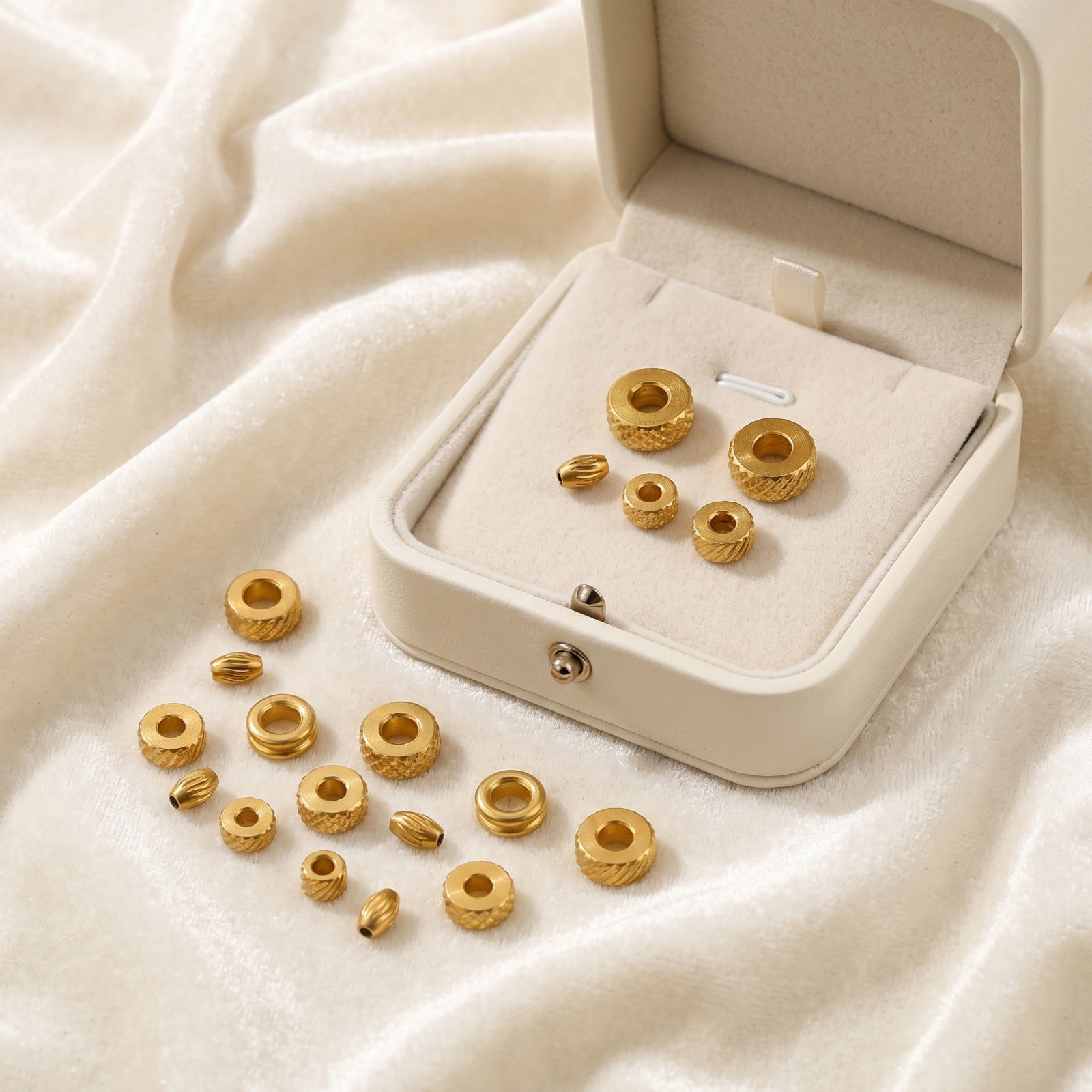 Picture of Eco-friendly PVD Waterproof Anti-Tarnish Hypoallergenic 304 Stainless Steel Beads For DIY Jewelry Making Wholesale 18K Real Gold Plated Wheel