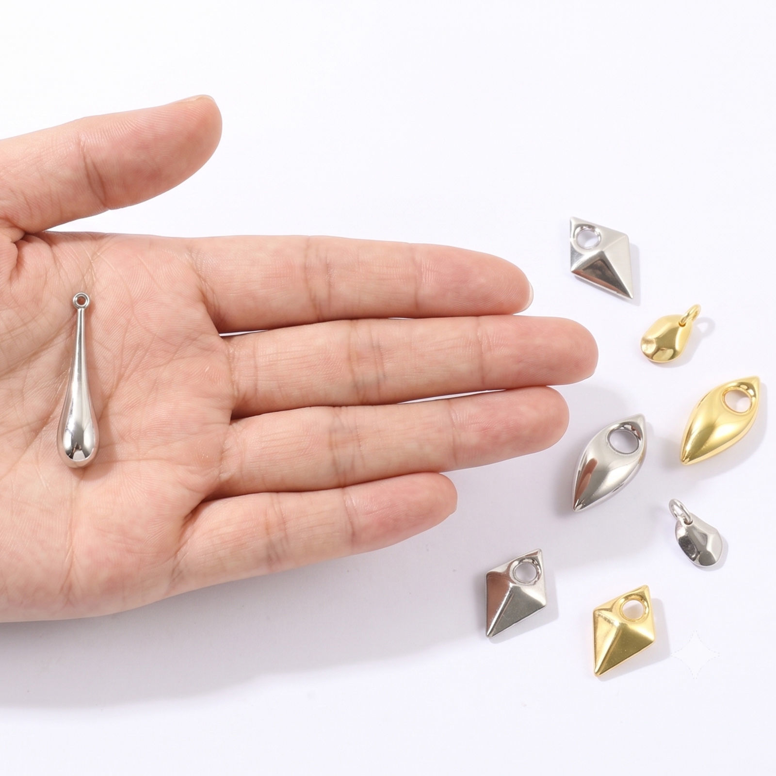 Picture of 1 Piece Eco-friendly Brass Geometric Charms Wholesale Real Gold Plated