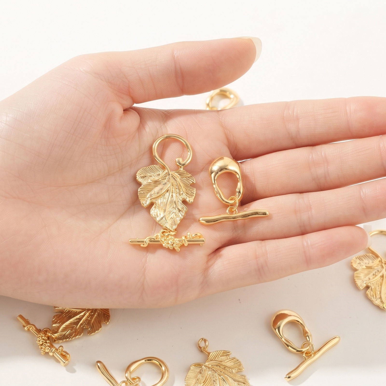 Picture of 2 Sets Eco-friendly Brass Toggle Clasps Wholesale Real Gold Plated