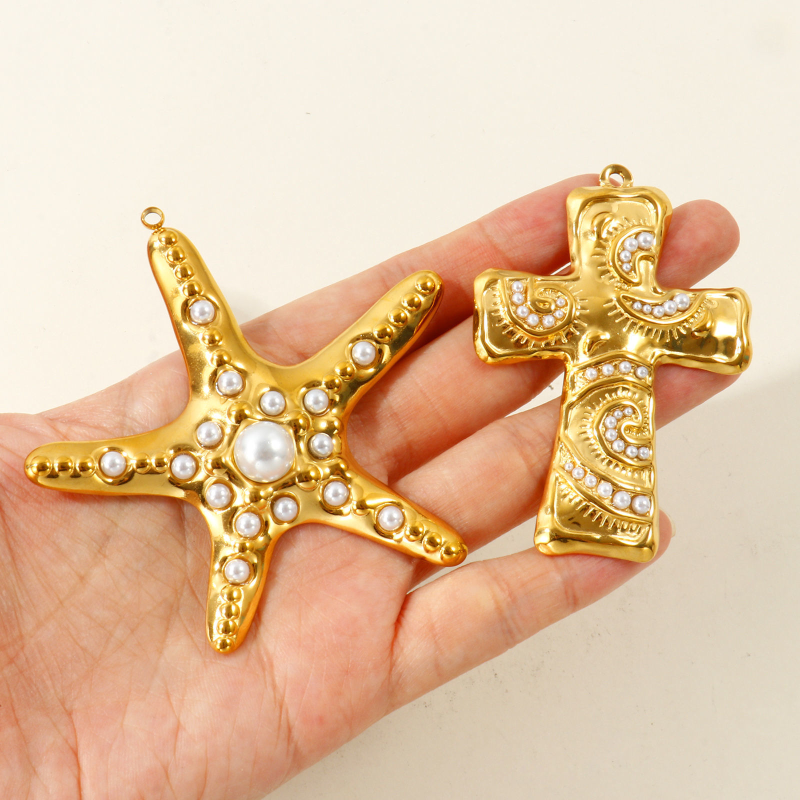 Picture of 1 Piece Eco-friendly PVD Waterproof Anti-Tarnish Hypoallergenic 304 Stainless Steel Pendants Wholesale 18K Real Gold Plated Acrylic Imitation Pearl