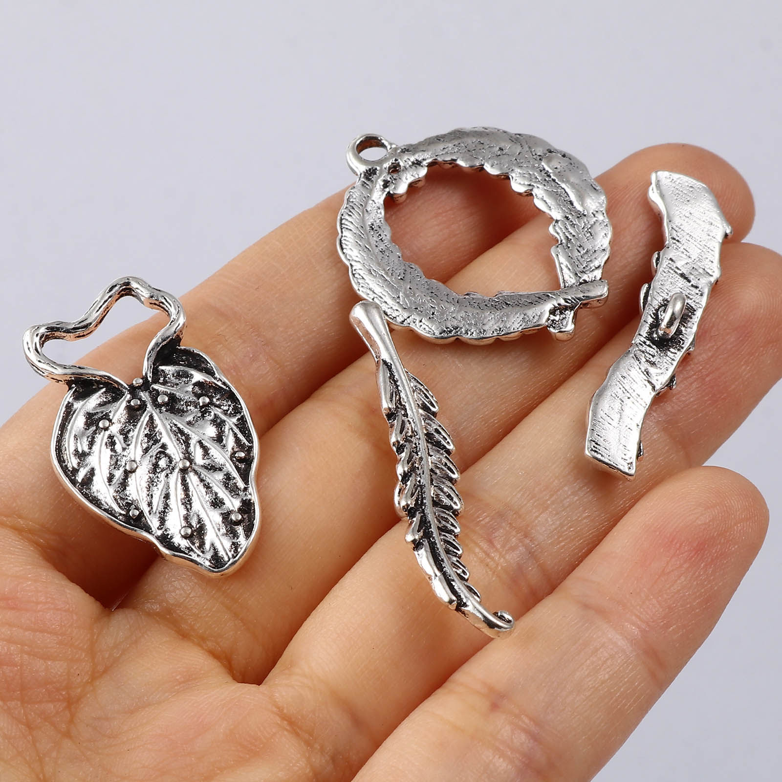 Picture of Zinc Based Alloy Toggle Clasps Antique Silver Color 10 Sets