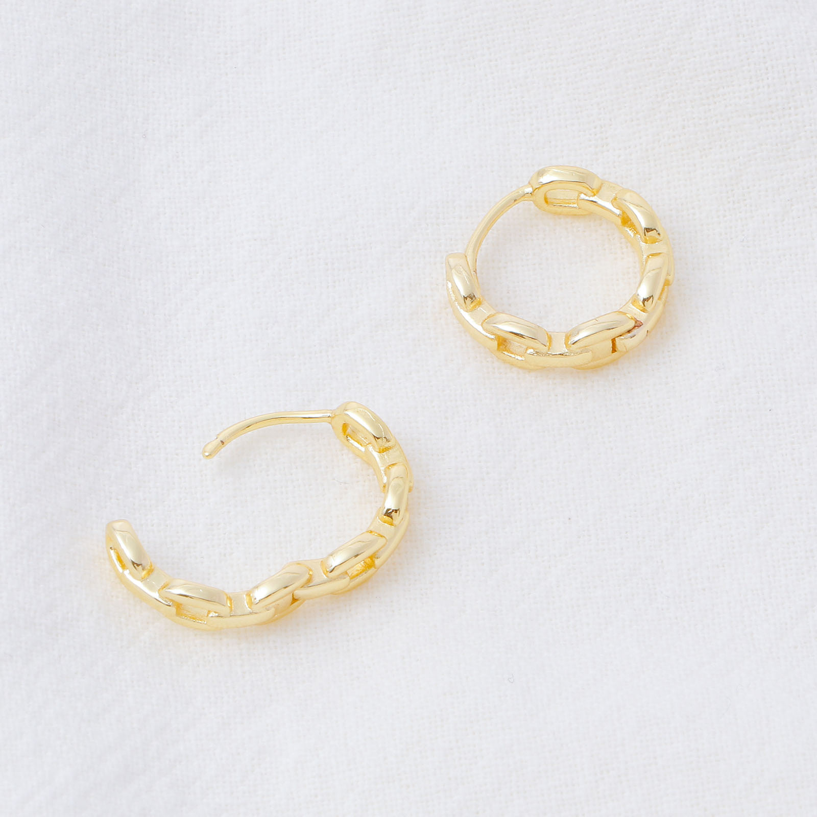 Picture of Hypoallergenic Simple & Casual Simple 18K Gold Plated Brass Link Chain Hoop Earrings For Women 13mm Dia., 1 Pair