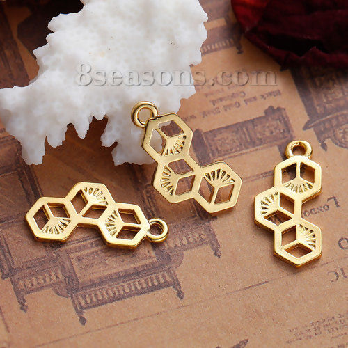 Bild von Zinklegierung Charms Bienenwabe Vergoldet Hohl 23mm x 11mm, 20 Stücke