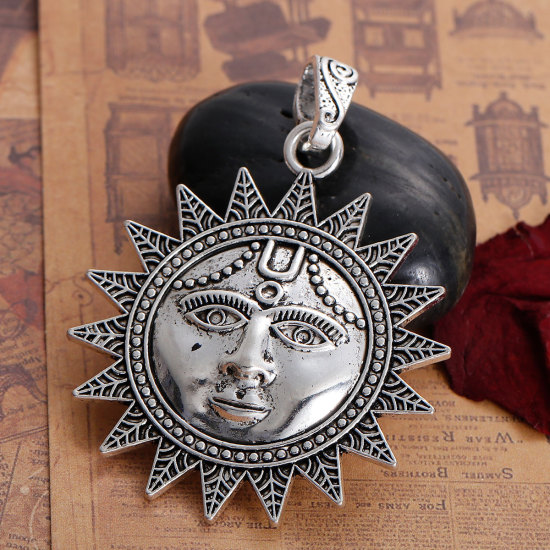 Image de Pendentif au Style Bohème Chic en Alliage de Zinc Soleil Argent Vieilli 73mm x 53mm, 2 Pcs