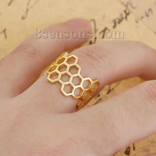 真鍮 オープン リング 指輪 ハニカム 金メッキ 透かし 16.5mm（日本サイズ約11号）、 1 個 の画像