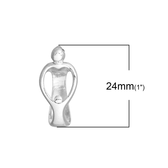 真鍮 チャーム 母と子供 シルバートーン 透かし 24mmx 12mm、 2 個 の画像