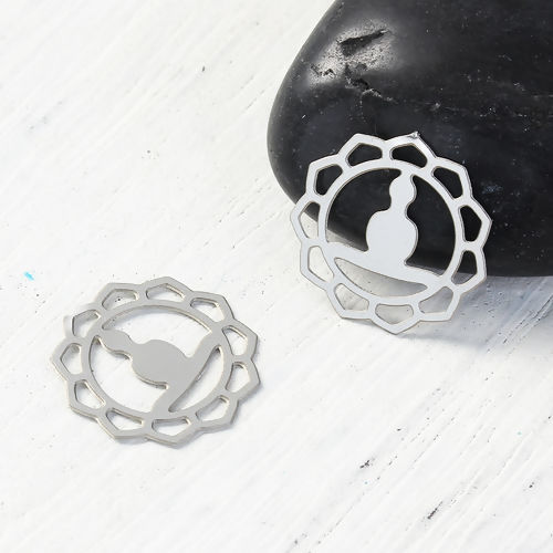 304ステンレス鋼 仏教 曼荼羅 装飾 花 シルバートーン 透かし 16mm x 16mm、 10 個 の画像
