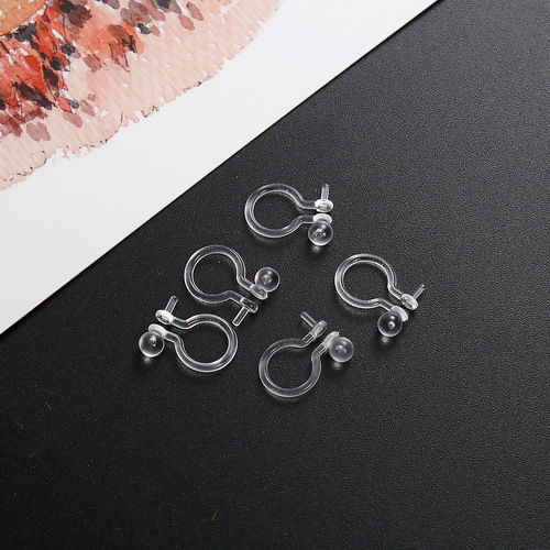 樹脂 イヤリング クリップ式 ノンホールピアス U字形 11mm x 8mm、 10 個 の画像