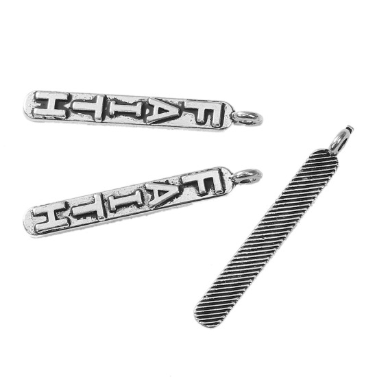 Bild von Zinklegierung Charms Rechteck Antiksilber Message " FAITH " 28mm x 4mm, 50 Stück