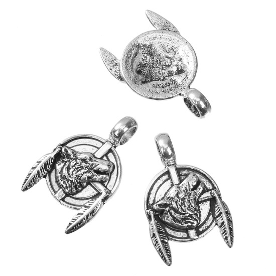 亜鉛合金 ペンダント 円形 銀古美 オオカミ 38mmx 24mm、 5 個 の画像