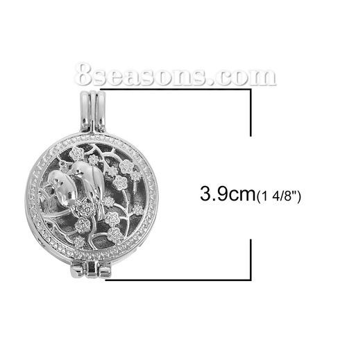 真鍮 アロマ ディフューザー ペンダント 鳥 シルバートーン 花 台座付 (適応サイズ： 23mm) 39mmx 27mm、 1 個 の画像