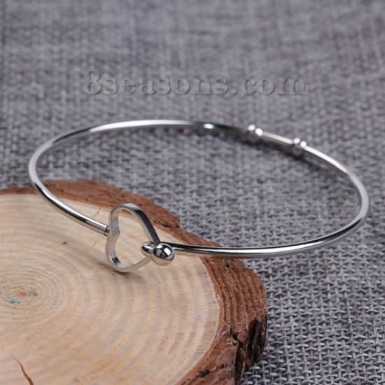 Image de Bracelets en 304 Acier Inoxydable Cœur Argent Mat Pouvoir Ouvrir 20.5cm Long, 1 Pièce