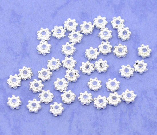 亜鉛合金 スペーサ ビーズ フラワー 銀メッキ 約4mm x 4mm、 　穴：約1mm、 1000 PCs の画像