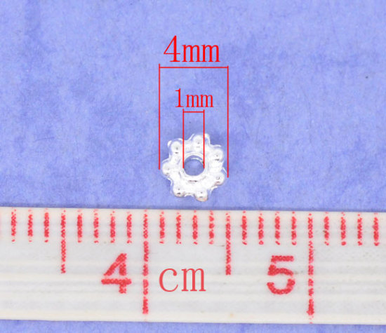 亜鉛合金 スペーサ ビーズ フラワー 銀メッキ 約4mm x 4mm、 　穴：約1mm、 1000 PCs の画像