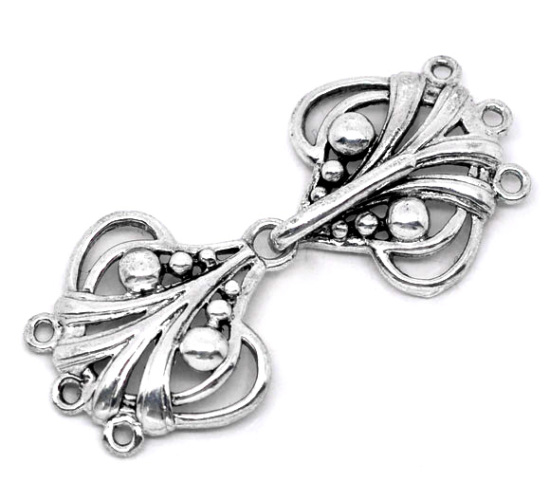 Image de 5 Pcs Fermoirs à Boucle Superposés pour Bracelet Collier Multicouche Empilable en Laiton Cœur Fleurs Creuses Argent Vieilli