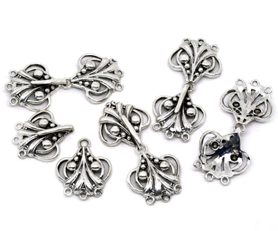Image de 5 Pcs Fermoirs à Boucle Superposés pour Bracelet Collier Multicouche Empilable en Laiton Cœur Fleurs Creuses Argent Vieilli