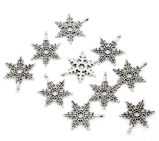 Image de 50 Pendentifs Charms Flocon de neige Noël Argent vieilli 24x18mm