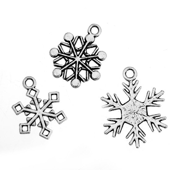 Image de 50 Mixte Pendentifs Charms Flocon de neige Noël Argent vieilli 19x16mm-25x19mm