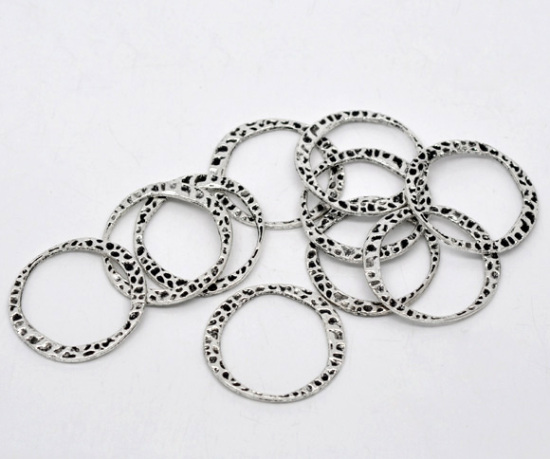 Picture of 20 PCs Zinc Based Alloy Hammered Connectors Charms Pendants Antique Silver Color Circle Ring 30mm x 28mm