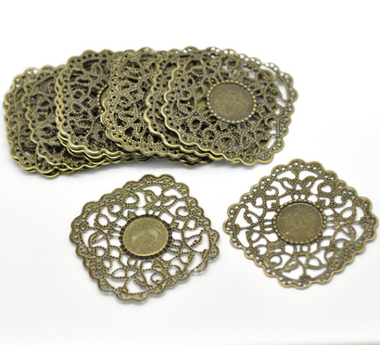 Image de Cabochons d'Embellissement Estampe en Filigrane Creux en Alliage de Zinc Carré Fleurs Gravé Bronze Antique à Cabochon 14.5mm Dia, 4.5cm x 4.3cm, 30 Pcs