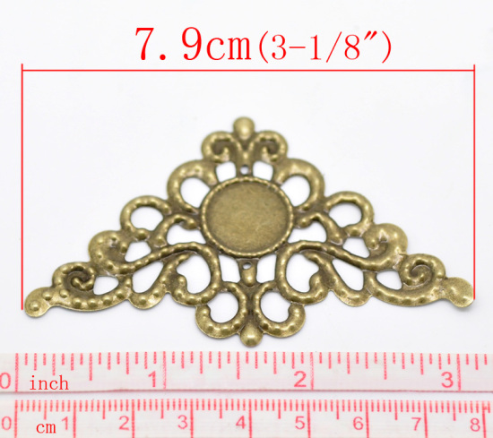 Image de Cabochons d'Embellissement Estampe en Filigrane Creux en Alliage de Fer Triangle Fleurs Bronze Antique à Cabochon 14mm Dia, 7.9cm x 4.6cm, 30 Pcs