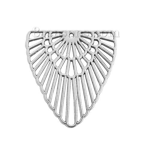 Bild von Zinklegierung Böhmischer Stil Anhänger Antiksilber Dreieck 42mm x 40mm, 10 Stück