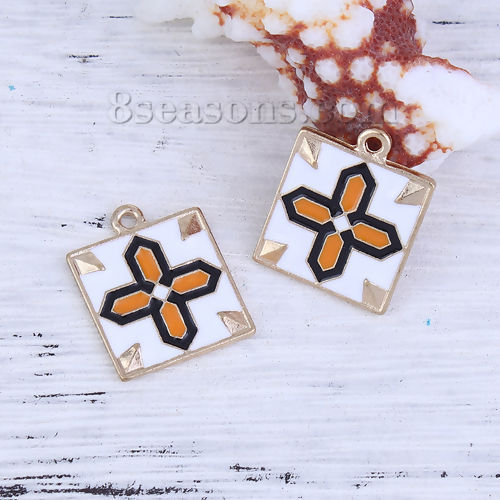 Bild von Zinklegierung Charms Anhänger Quadrat Vergoldet Bunt Kreuz Emaille Stickerei-Effekt 24mm x 20mm, 5 Stück