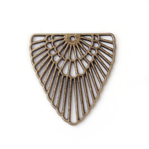 Bild von Zinklegierung Böhmischer Stil Anhänger Dreieck Bronzefarbe Hohl 42mm x 40mm, 10 Stück