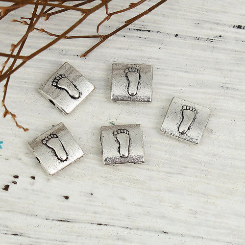 Immagine di Lega di Zinco Separatori Perline Quadrato Argento Antico Impronta del Piede Scolpisce Circa 11mm x 11mm, Foro:Circa 1.9mm, 50 Pz