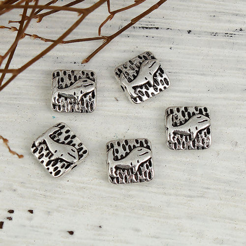 Immagine di Lega di Zinco Separatori Perline Balena Argento Antico Quadrato Scolpisce Circa 10mm x 10mm, Foro:Circa 1.1mm, 50 Pz