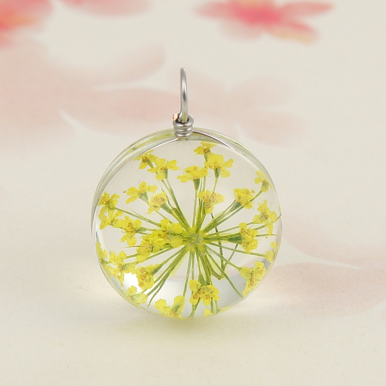 Image de Breloques en Fleurs Séchées Jaune 28mm x 20mm, 2 Pcs