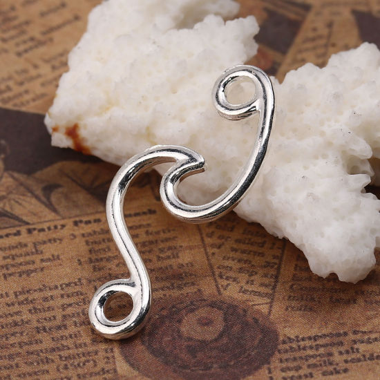 Image de Connecteurs en Alliage de Zinc Vague Argenté 31mm x 14mm, 20 Pcs