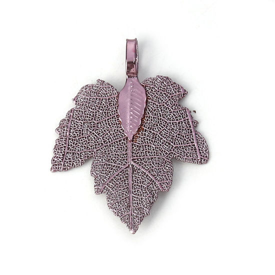 Image de Pendentifs en Laiton Feuille d'érable Pourpre 36mm x 28mm - 34mm x 27mm, 2 Pcs