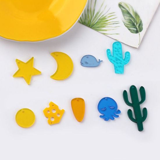 Image de Breloques en Acrylique Etoile Jaune 29mm x 28mm, 20 Pcs
