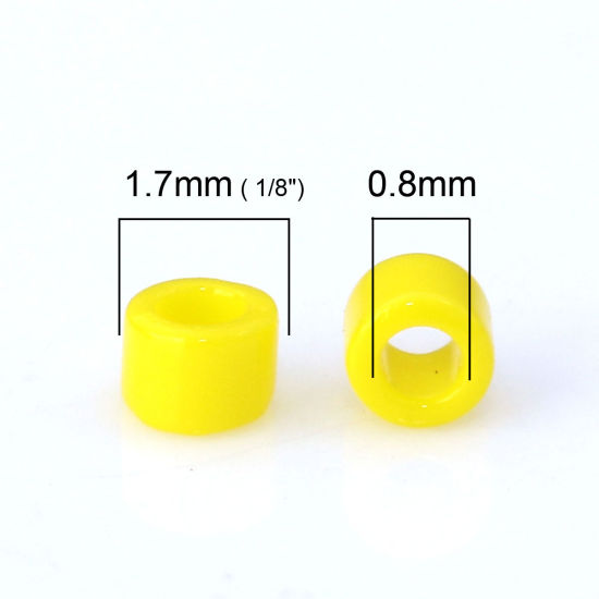 （日本輸入） ガラス デリカシードビーズ 竹ビーズ 黄色 不透明 1.7mm x 1.3mm, 穴: 約 0.8mm, 3 グラム (約 210 個 /グラム) の画像