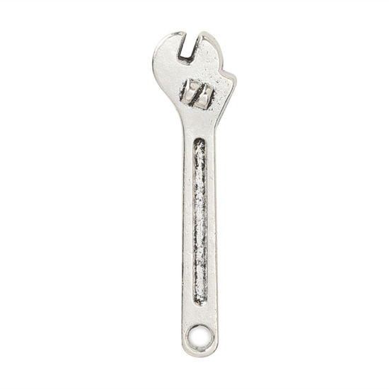 Bild von Zinklegierung Charms Schraubenschlüssel Antiksilber 23mm x 6mm, 50 Stück