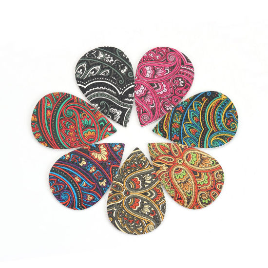 Imagen de Colgantes PU de Gota yTallado 56mm x 38mm, 10 Unidades