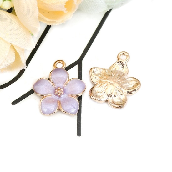 Image de Breloques en Alliage de Zinc Fleur Email Doré Violet 17mm x 15mm, 20 Pcs