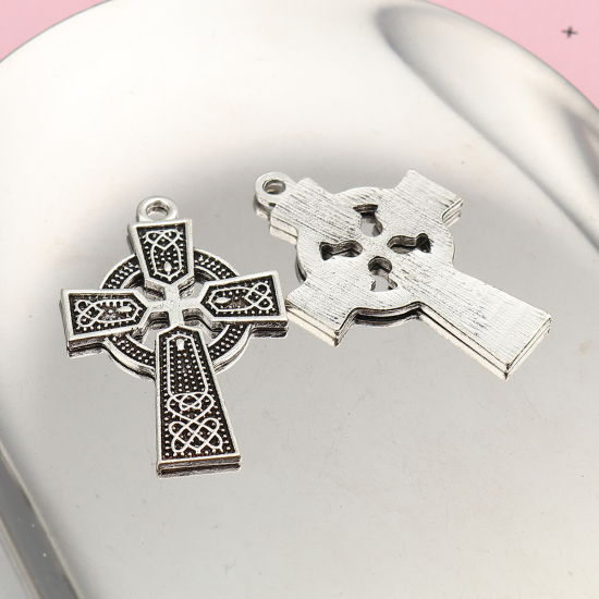 Image de Pendentifs Nœud celtique en Alliage de Zinc Croix Motif Sculpté Argent Vieilli 40mm x 26mm, 10 Pcs