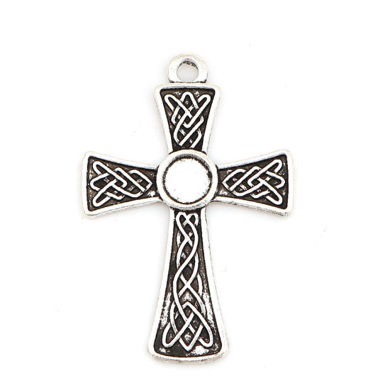 Image de Pendentifs Supports à Cabochons en Nœud celtique Alliage de Zinc Croix Argent Vieilli Motif Sculpté (Convenable à 6mm Dia) 40mm x 27mm, 20 Pcs