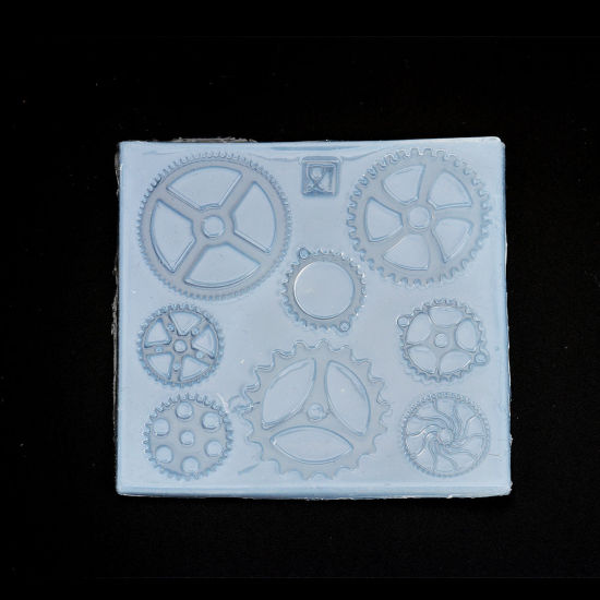 Image de Moule en Silicone Rectangle Blanc Roue Dentée 10.5cm x 10cm, 1 Pièce