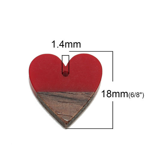 Image de Breloques en Résine & Bois Naturel Résine à Effet de Bois Naturel Cœur Rouge Foncé 18mm x 17mm, 5 Pcs