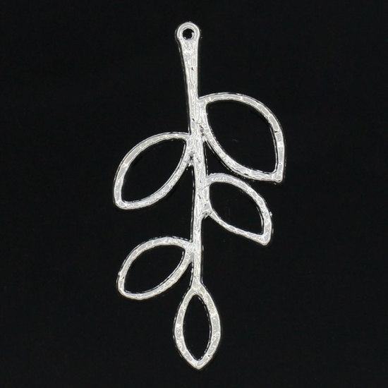 Immagine di Lega di Zinco Charm Ciondoli Ramo Argento Antico Nulla Disegno 3.8cm x 19.0mm, 30 Pz