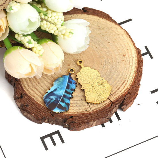 亜鉛合金 ペンダント 羽 金メッキ 多色 エナメル 3.2cm x 1.8cm、 10 個 の画像