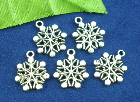 Image de 40 Pendentifs Charms Flocon de neige 20x16mm