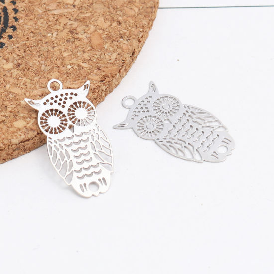Image de Breloques en Laiton Hibou Argent Mat Estampe en Filigrane 24mm x 13mm, 10 Pcs