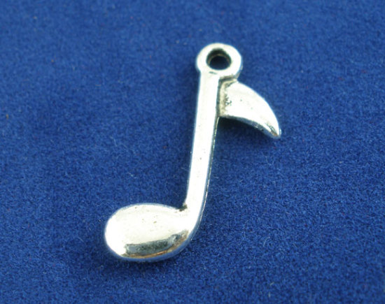 チャーム ペンダント 音符 銀古美 23.0mm x 10.0mm、50 個 の画像